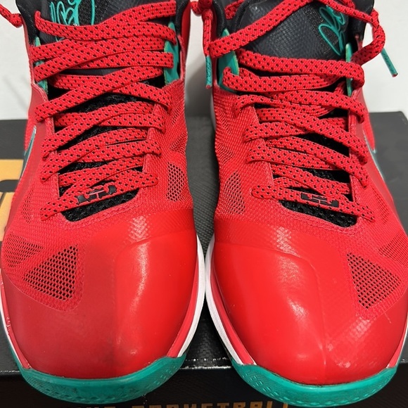 Nike Lebron 9 Low Liverpool Sz 11